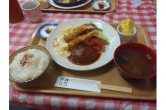 西区の洋食屋さん