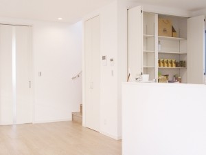 stripslashes($c_name)