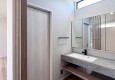 洗練と重厚感が息づく「シックモダン」の住まい